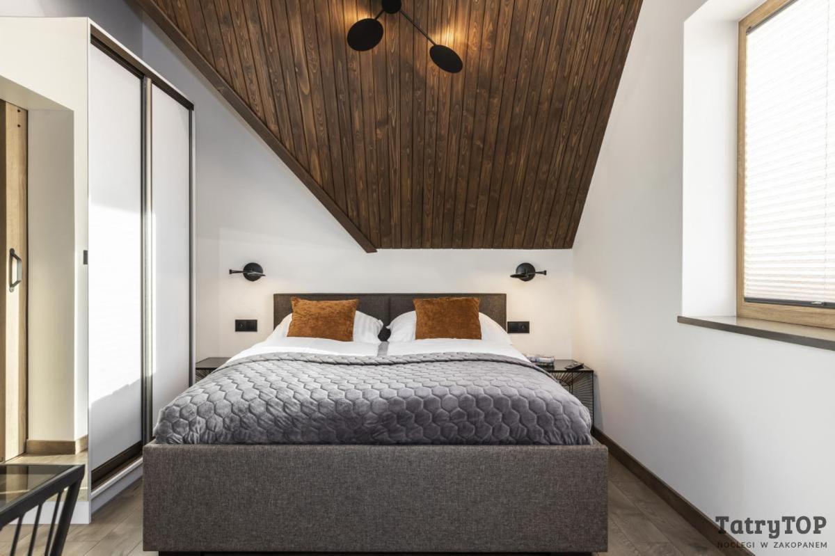 Tatrytop Grey House